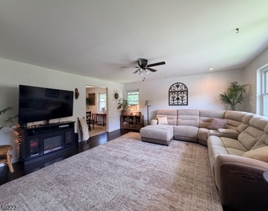 61 Star Lake Rd - Photo Thumbnail 1