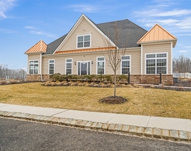 8 Swackhammer Way - Photo Thumbnail 23