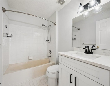 82 Hancock Dr - Photo Thumbnail 34