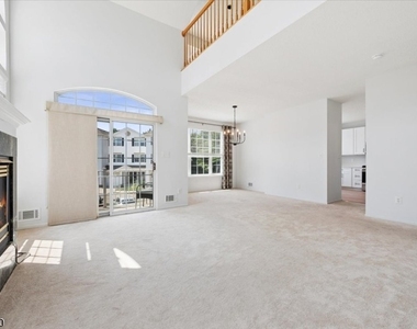 82 Hancock Dr - Photo Thumbnail 9