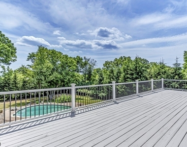 136 Carlough Rd - Photo Thumbnail 25