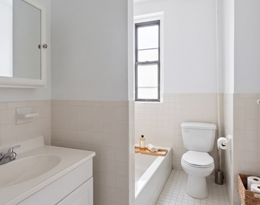 629 West 170th Street - Photo Thumbnail 4