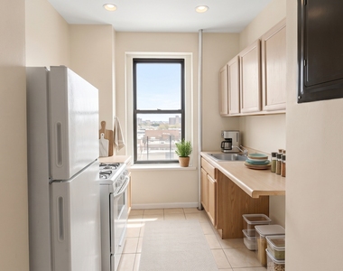 629 West 170th Street - Photo Thumbnail 3