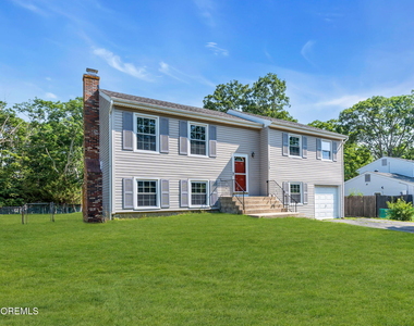 173 Stowe Street - Photo Thumbnail 2