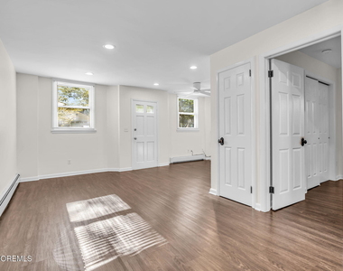 1411 3rd Avenue - Photo Thumbnail 2
