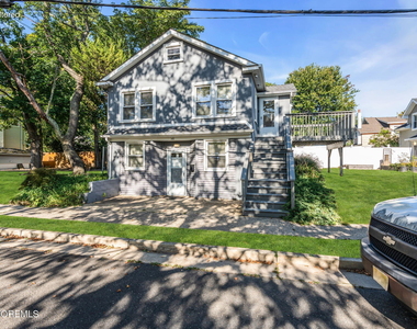 1411 3rd Avenue - Photo Thumbnail 19