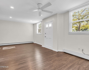 1411 3rd Avenue - Photo Thumbnail 5