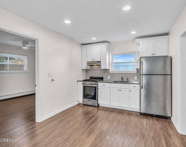 1411 3rd Avenue - Photo Thumbnail 8