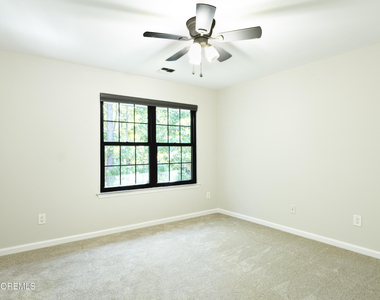 1103 Arlington Drive - Photo Thumbnail 23
