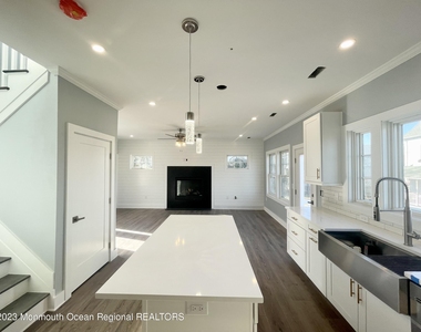 150 Navesink Avenue - Photo Thumbnail 5