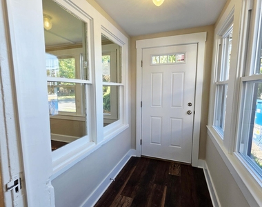 39 E Sunset Avenue - Photo Thumbnail 2