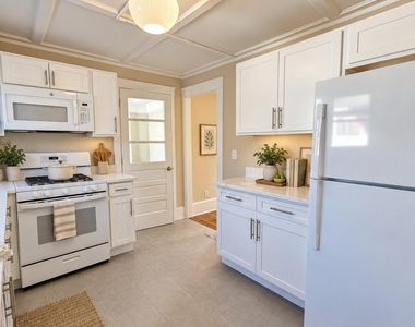 39 E Sunset Avenue - Photo Thumbnail 10