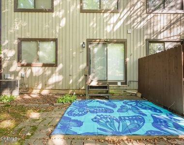 188 Heywood Court - Photo Thumbnail 30