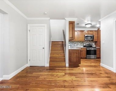 188 Heywood Court - Photo Thumbnail 13