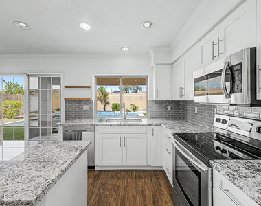 17835 North 51st Way -- - Photo Thumbnail 4