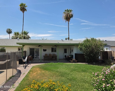 308 E Ellis Drive - Photo Thumbnail 20