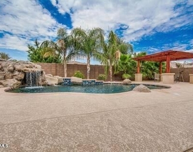 4112 E Saraband Way - Photo Thumbnail 1