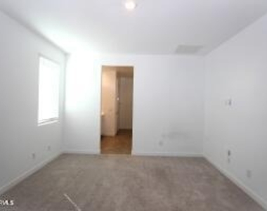 6336 W Warner Street - Photo Thumbnail 2