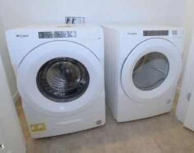 6336 W Warner Street - Photo Thumbnail 9