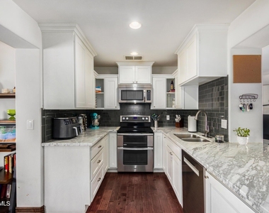 1103 E Georgia Avenue - Photo Thumbnail 11