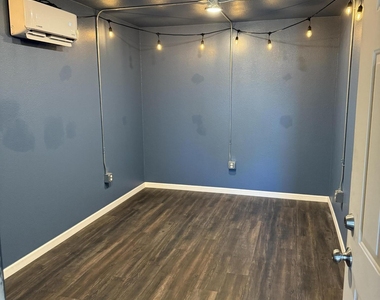 1103 E Georgia Avenue - Photo Thumbnail 35