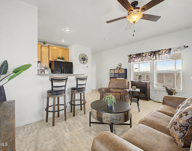 654 E Ranch Road - Photo Thumbnail 10