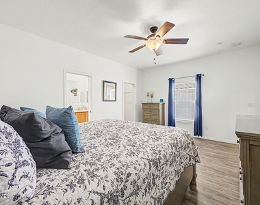654 E Ranch Road - Photo Thumbnail 18