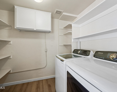 1022 W Elna Rae Street - Photo Thumbnail 16