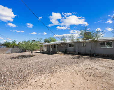 1022 W Elna Rae Street - Photo Thumbnail 6