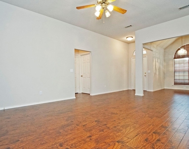 7757 Lancelot Road - Photo Thumbnail 12