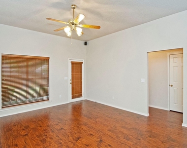 7757 Lancelot Road - Photo Thumbnail 13
