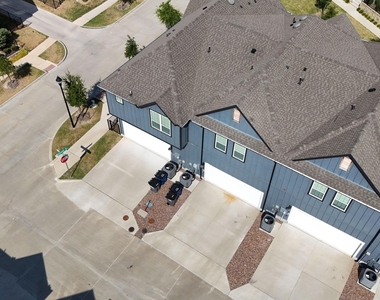 1652 Jessica Drive - Photo Thumbnail 36