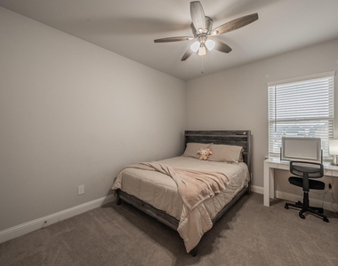 12933 Couture Drive - Photo Thumbnail 28