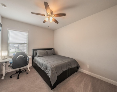 12933 Couture Drive - Photo Thumbnail 22