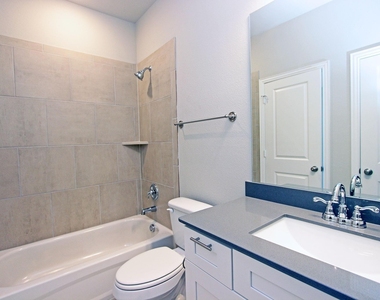 4255 Shavano Drive - Photo Thumbnail 14
