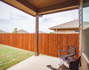 200 Lantana Trail - Photo Thumbnail 29