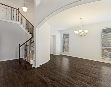 5425 Datewood Lane - Photo Thumbnail 1