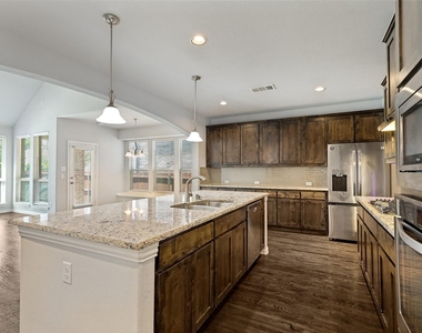 5425 Datewood Lane - Photo Thumbnail 5