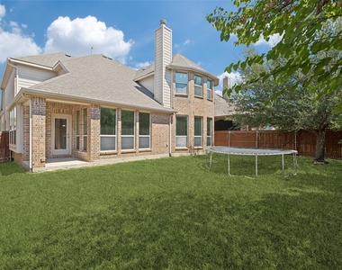 5425 Datewood Lane - Photo Thumbnail 11