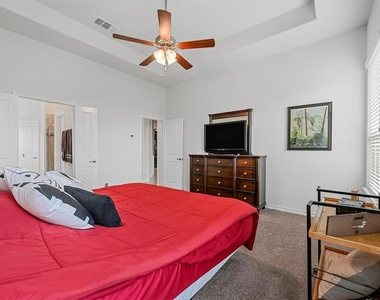 602 Brock Drive - Photo Thumbnail 16