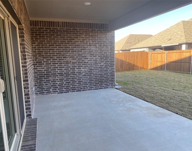 2129 Mustang Way - Photo Thumbnail 36