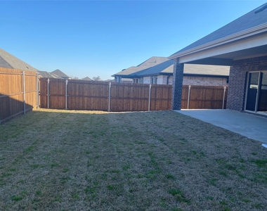 2129 Mustang Way - Photo Thumbnail 38