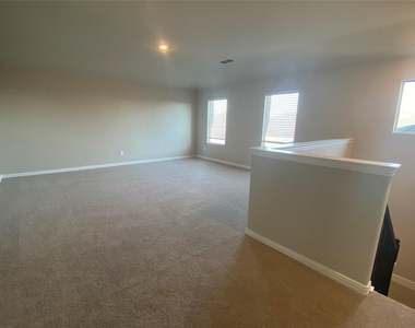 2129 Mustang Way - Photo Thumbnail 29