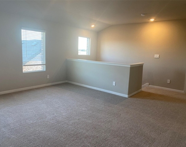 2129 Mustang Way - Photo Thumbnail 25