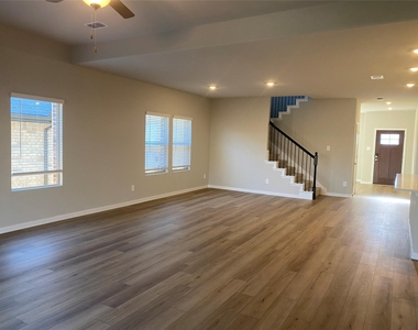 2129 Mustang Way - Photo Thumbnail 2