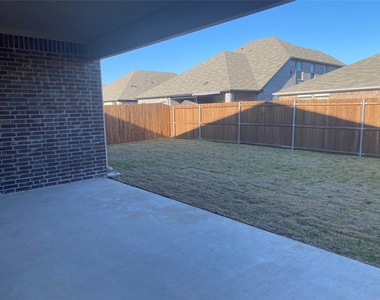 2129 Mustang Way - Photo Thumbnail 39