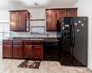 3024 Ortiz Drive - Photo Thumbnail 11