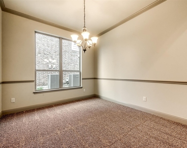 8512 Meadow Sweet Lane - Photo Thumbnail 6