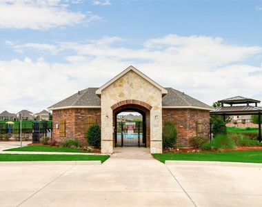 8512 Meadow Sweet Lane - Photo Thumbnail 1