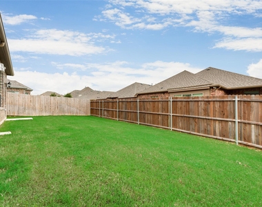 8512 Meadow Sweet Lane - Photo Thumbnail 19
